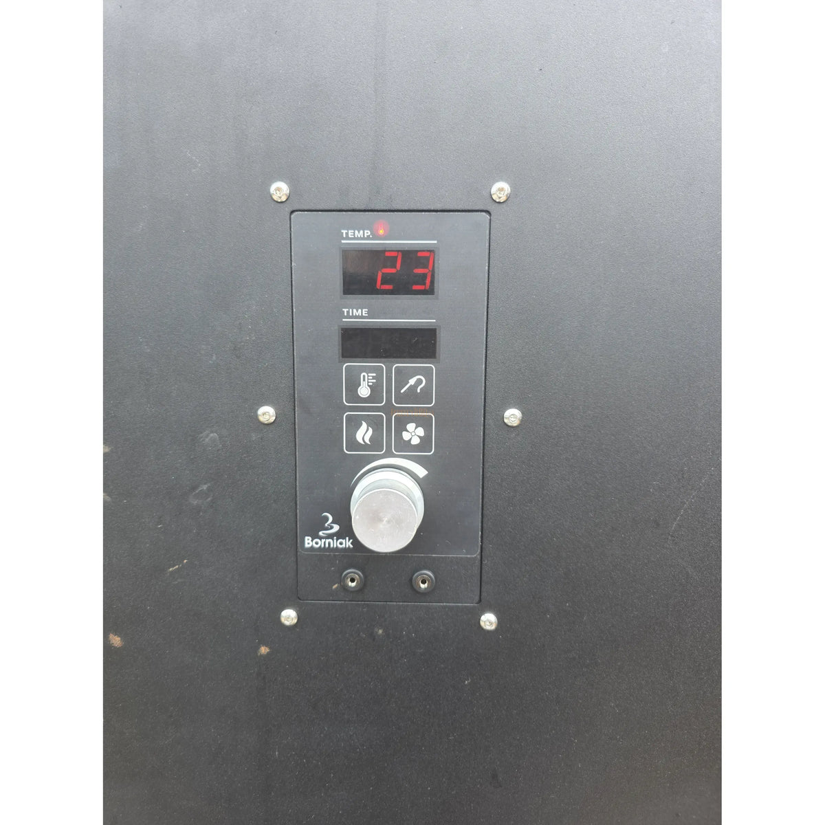 Control panel with temperature, time, and smoke control buttons