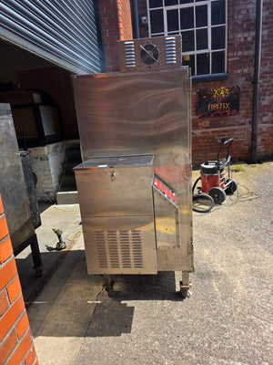 Cookshack FEC240 IQ5 Smoker