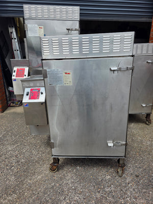 Cookshack FEC120 IQ4 Smoker