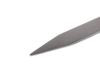 Sharp grilling knife for outdoor cooking