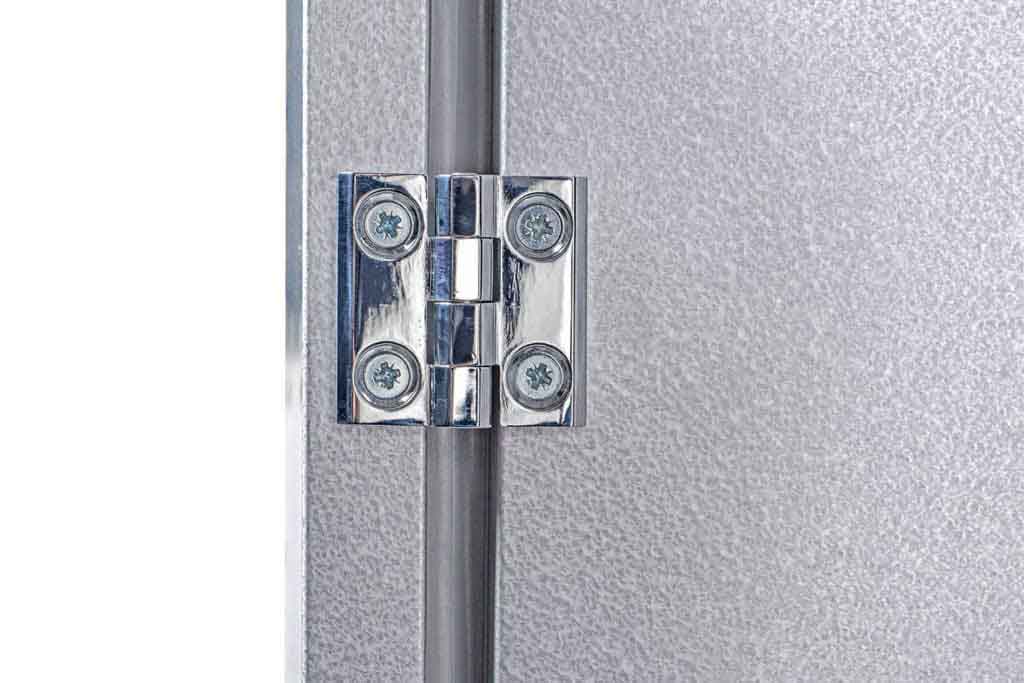 Hinged metal door for food smoker