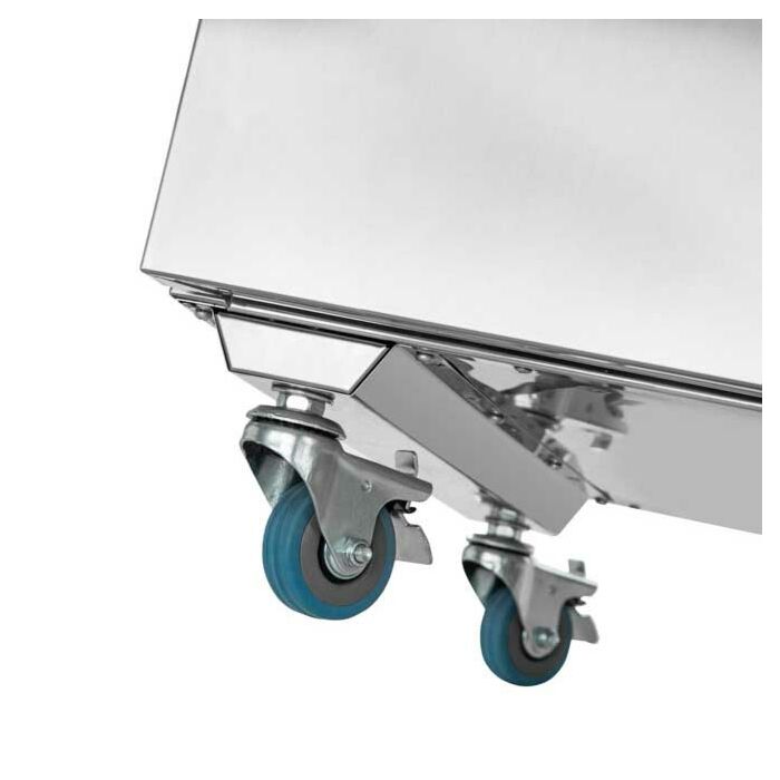 Borniak smoker wheels for easy mobility