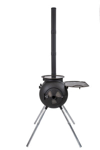 Outdoor pizza oven with chimney and cooking surface